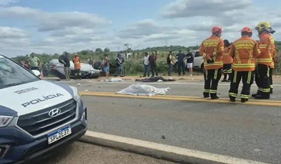 Acidente entre dois carros mata quatro pessoas da mesma família na BR 364 em Diamantino
