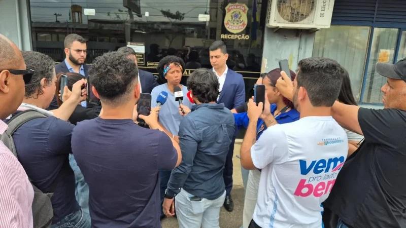 Sílvia vai à PF e pede apuração sobre crime racial