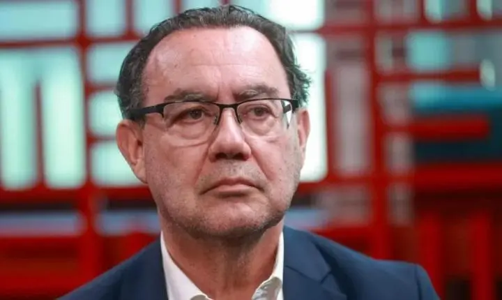 Augusto Cury bate 11%, ultrapassa Caiado, Renan e Zema e vira dor de cabeça para Lula e Flávio
