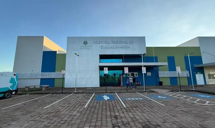 Dra. Taíssa cobra explicações sobre redução de cirurgias no Hospital Júlio Pérez em Guajará-Mirim