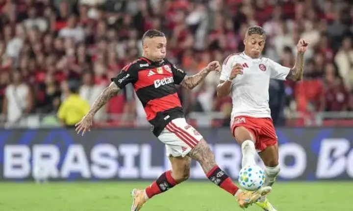 Flamengo busca empate no fim e evita derrota diante do Internacional pelo Brasileirão