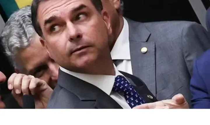 Flávio Bolsonaro anuncia vice nesta quarta e fecha última chapa da disputa presidencial