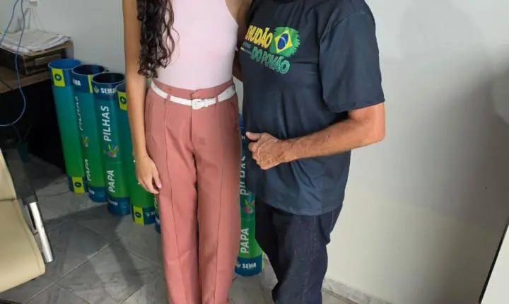 SECRETÁRIA DE AÇÃO SOCIAL ALINE DA SILVA PEDROSO ATENDE SOLICITAÇÃO DO VEREADOR MENUDÃO DO POVÃO E PROMOVE HUMANIZAÇÃO NA ENTREGA DE GÁS