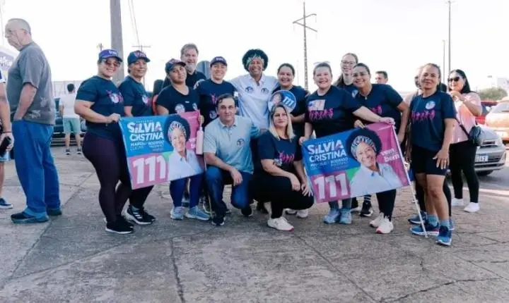 Sílvia Cristina bota campanha ao Senado nas ruas