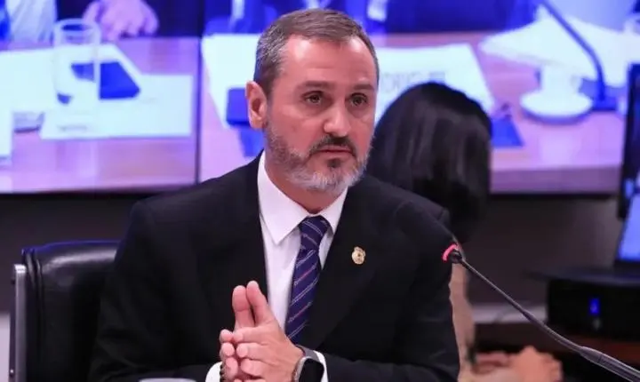 URGENTE: Mendonça afasta chefe da PF e aprofunda crise entre STF e corporação